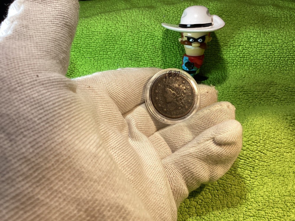 1837 “ THE YOUNG HEAD” LARGE CENT in AIRTIGHT
