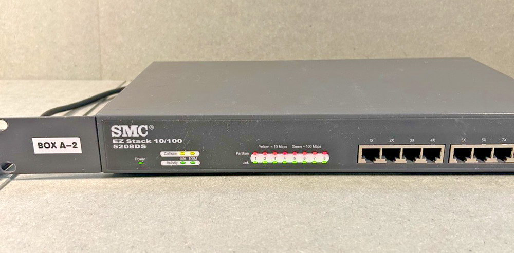 SMC EZ STACK 10/100 5208DS