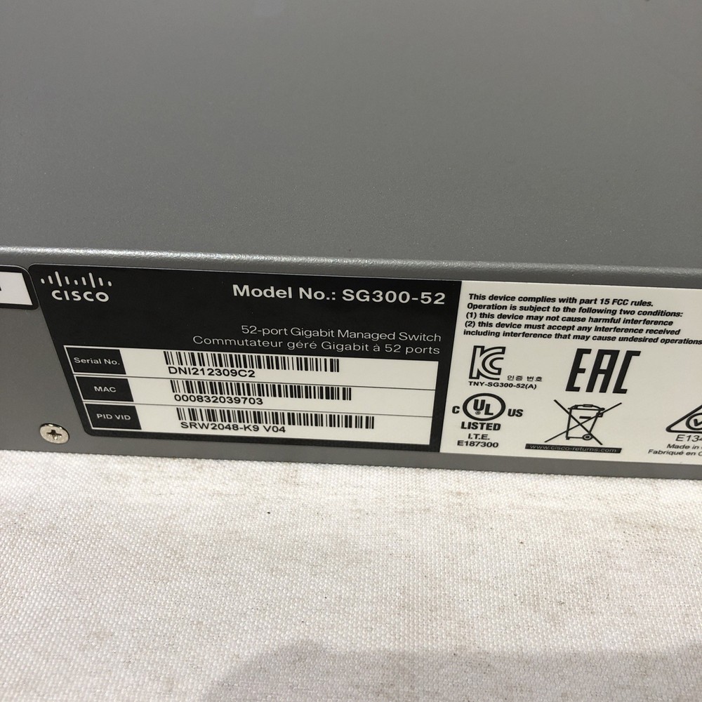 CISCO SG300-52MP USED