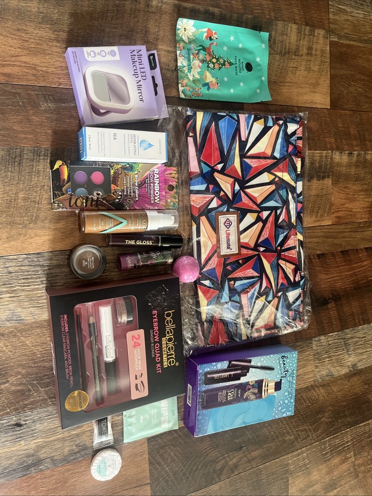 Ladies Makeup And Nail Lot