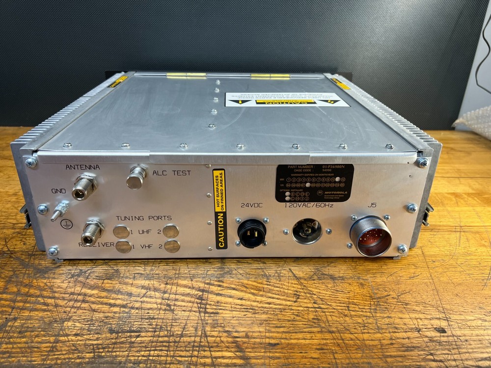 Motorola CM-400UT UHF Transmitter, Air Band