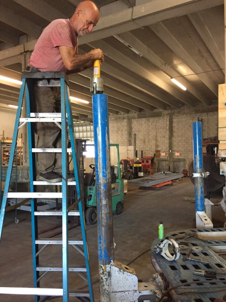 CHISUM MUSTANG FRAME MACHINE TOWER RAM CYLINDER REPLACEMENT CORRECT SIZE HIQUAL