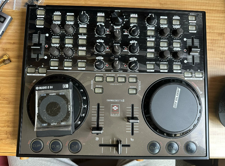 1pcs Reloop Digital Jockey 2CE DJ Controller