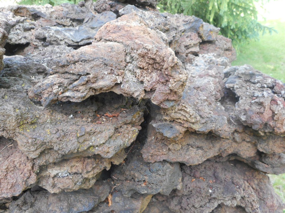 2 + Ton Real Native Oregon Lava Foam Stone