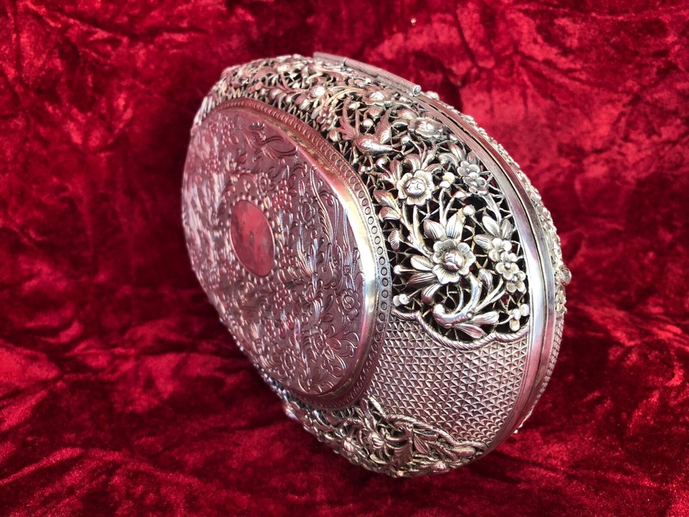 Antique Chinese Sterling Silver Open Work Hinged Signed Box