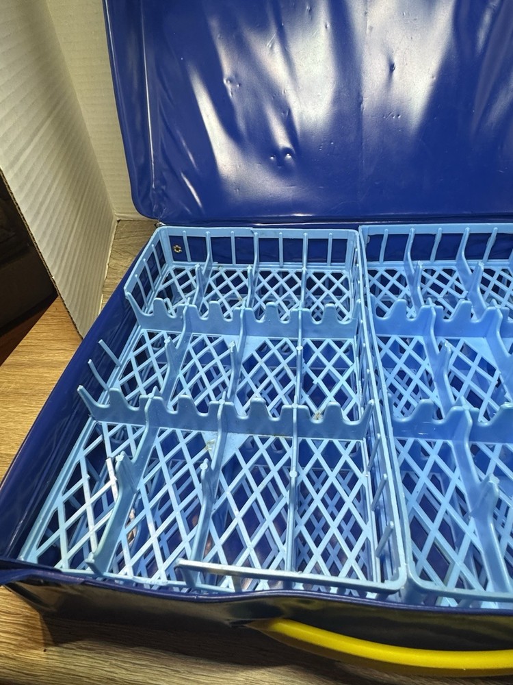 Vintage 48 Car Carry Case