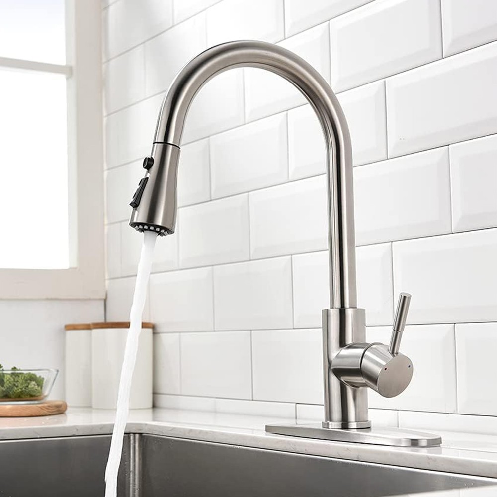Kitchen Faucet with Pull Down Sprayer Single Handle Kitchen Mixer Brushed Nickel
