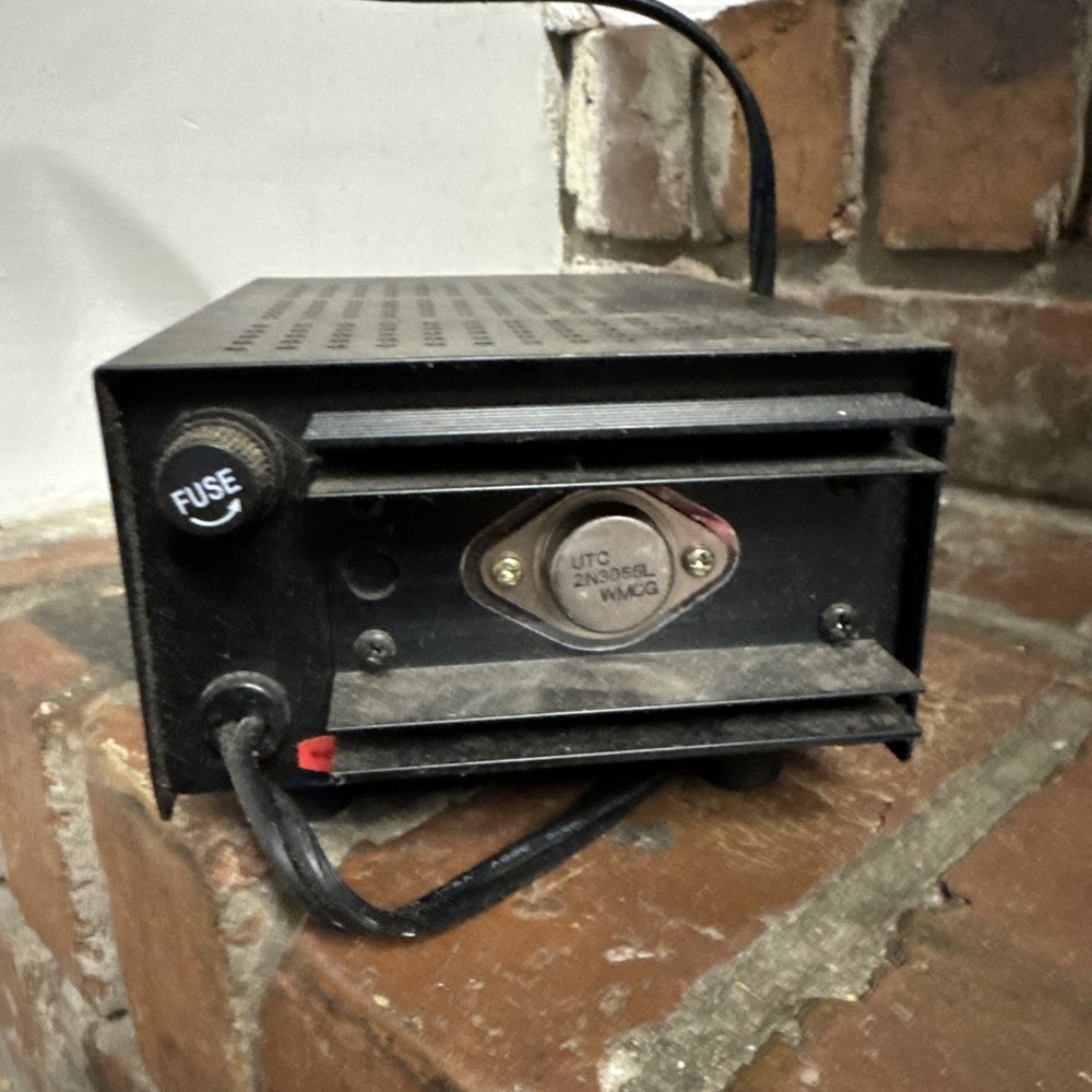 Pyramid PS-7KX Regulated Power Supply
