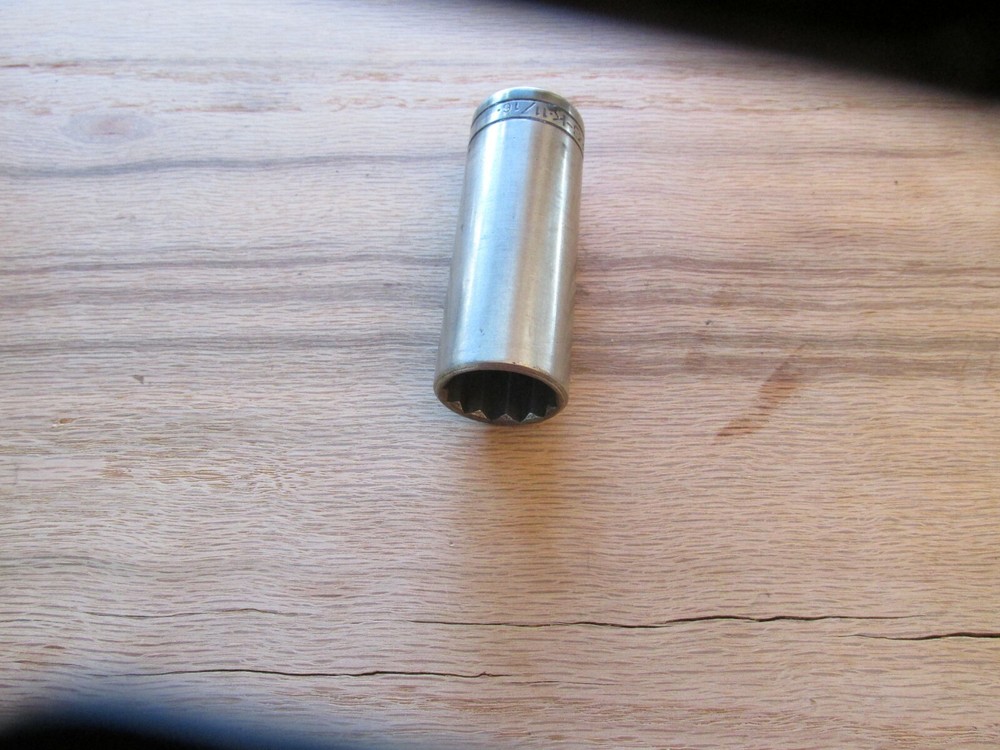 Nice S-K 40422 11/16" Deep Socket 12 Point, 3/8" Drive