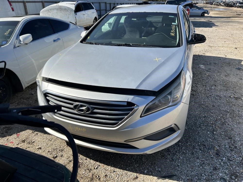 SONATA 2016 Keys/Latches/Locks 104801944