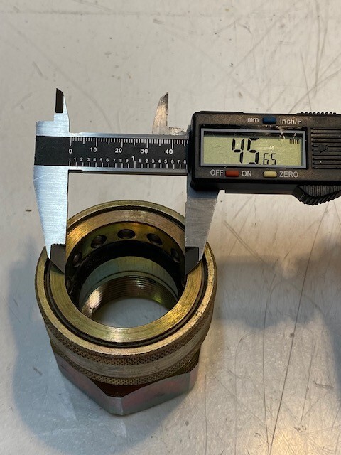 PHC-24 Multi-Purpose Hydraulic Quick Couplings 70mm OD 44mm ID