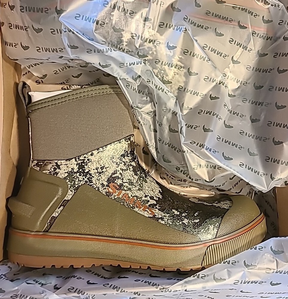 Simms Challenger 7" Deck Boots Rubber True Timber Strata Camo (Men's Size 8)