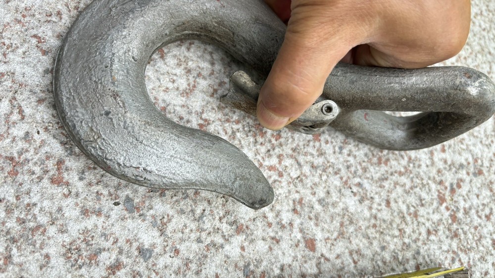 Vantage Heavy Duty Alloy Eye Hook with Latch,double Clovis Link & Link Ring Set