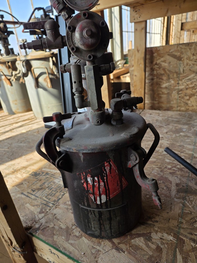 Binks Small Paint Pressure Pot