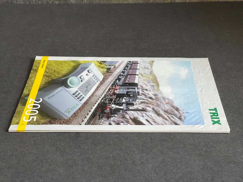 TRIX New Item Eisenbahn Catalog 2004 and 2005 - AS IS