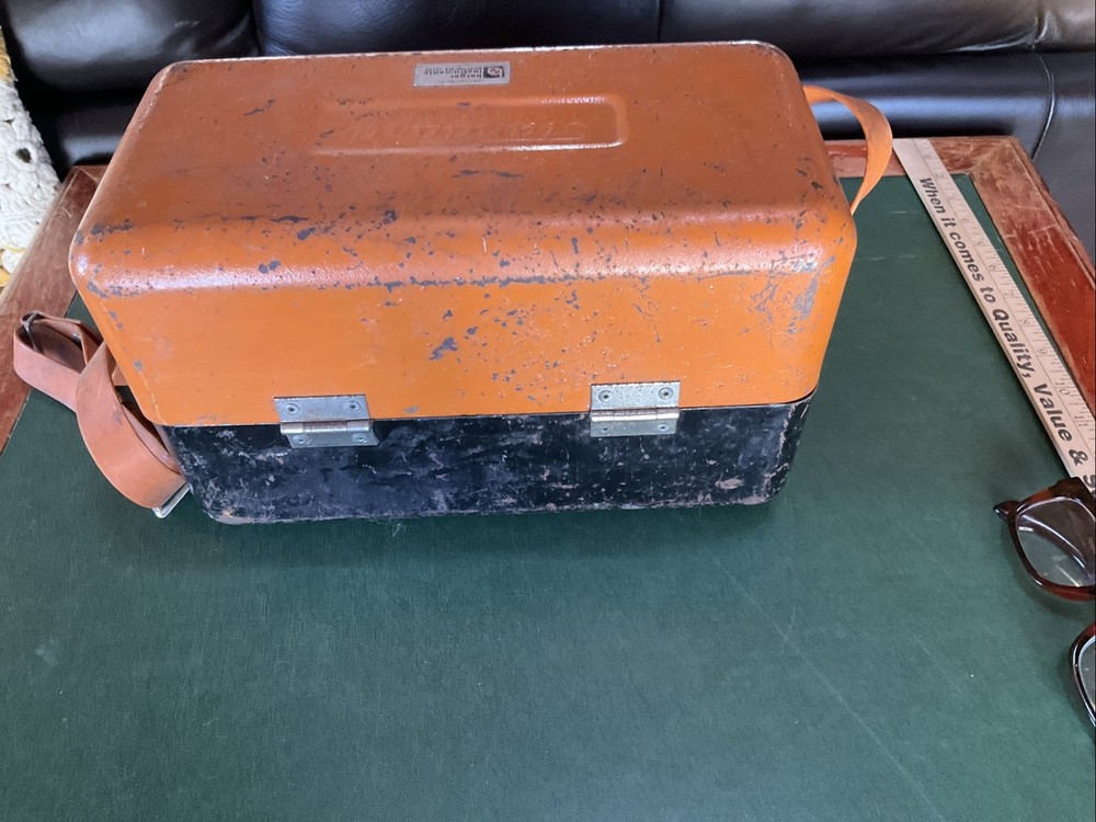 Berger Standard AK-1 Automatic Level Surveying Instrument w/ Case Untested