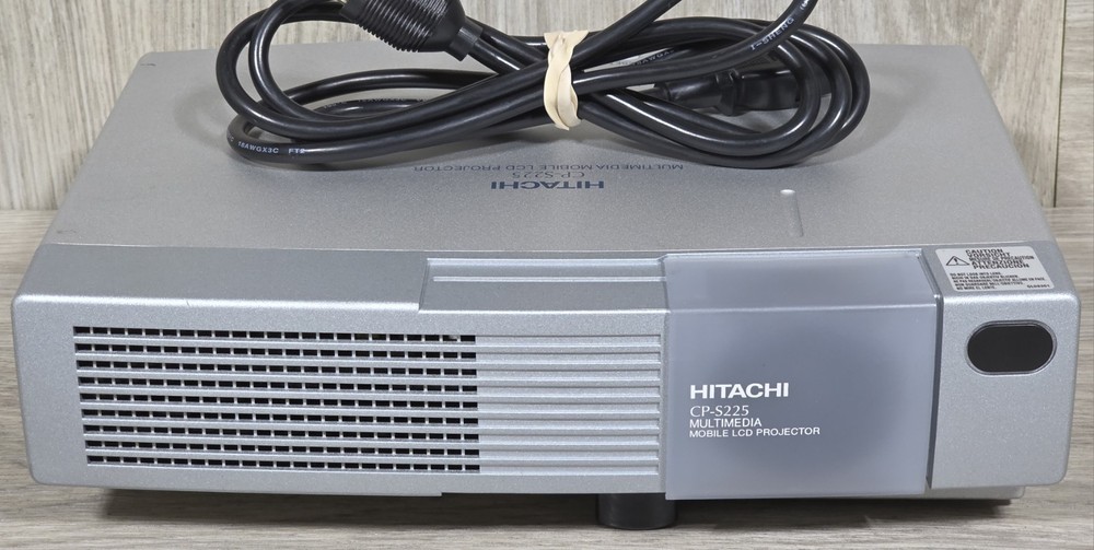 Hitachi CP-S225W Multimedia Mobile LCD Projector (Silver) - TESTED -