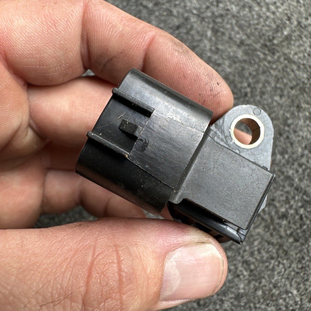 Evinrude Johnson Suzuki Cam Position Sensor 5031468