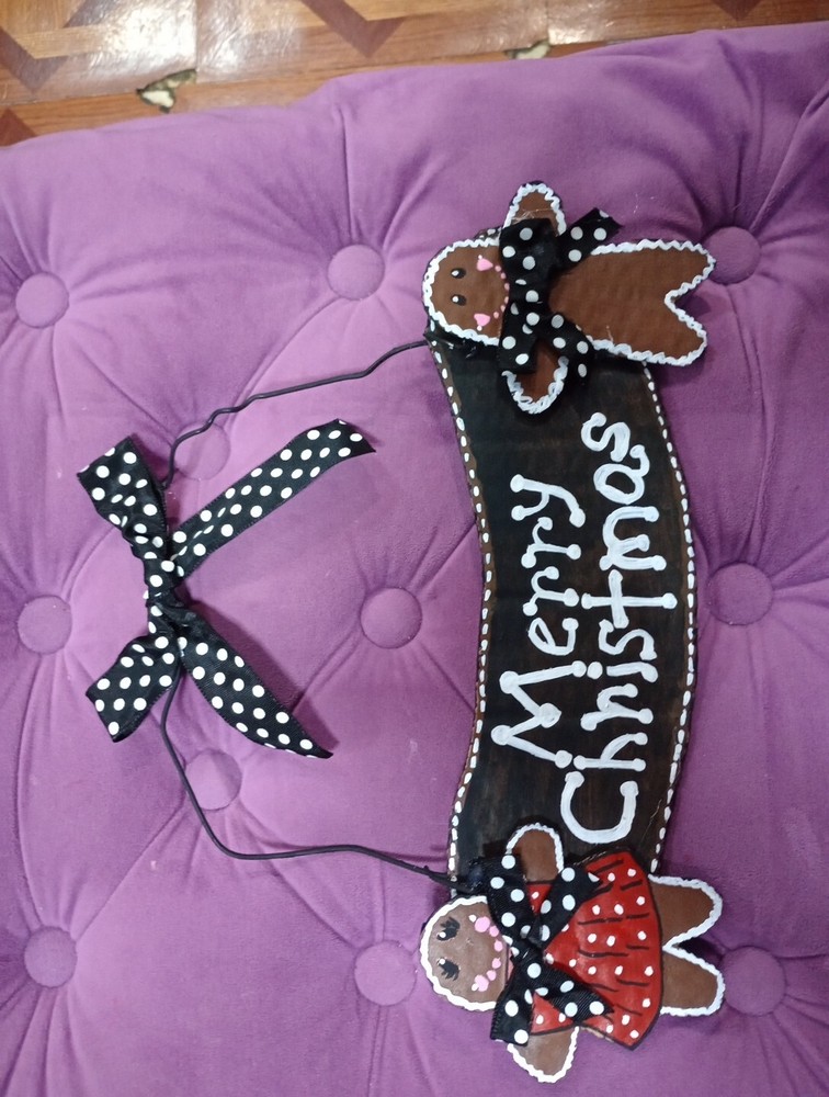 Painted Gingerbread Swang