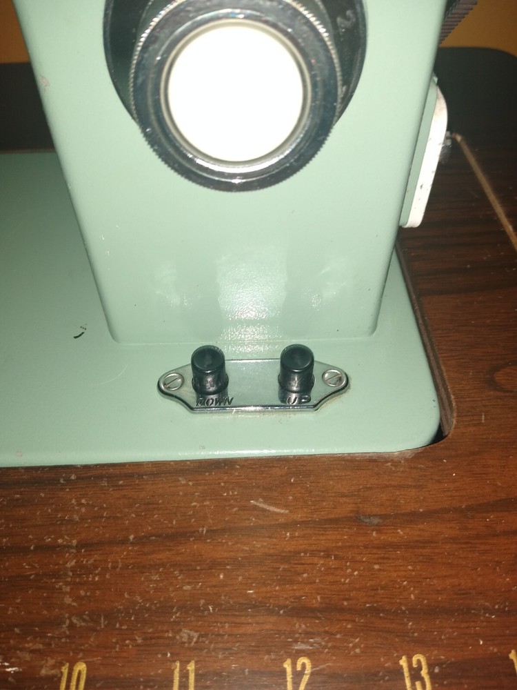 Vintage DRESSMAKER ZIGZAG MODEL 290A