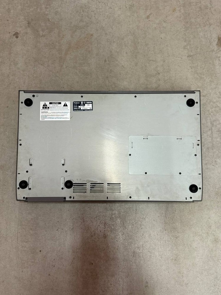 Roland VS-1680 Digital Studio Workstation Recorder Fully Tested + Case