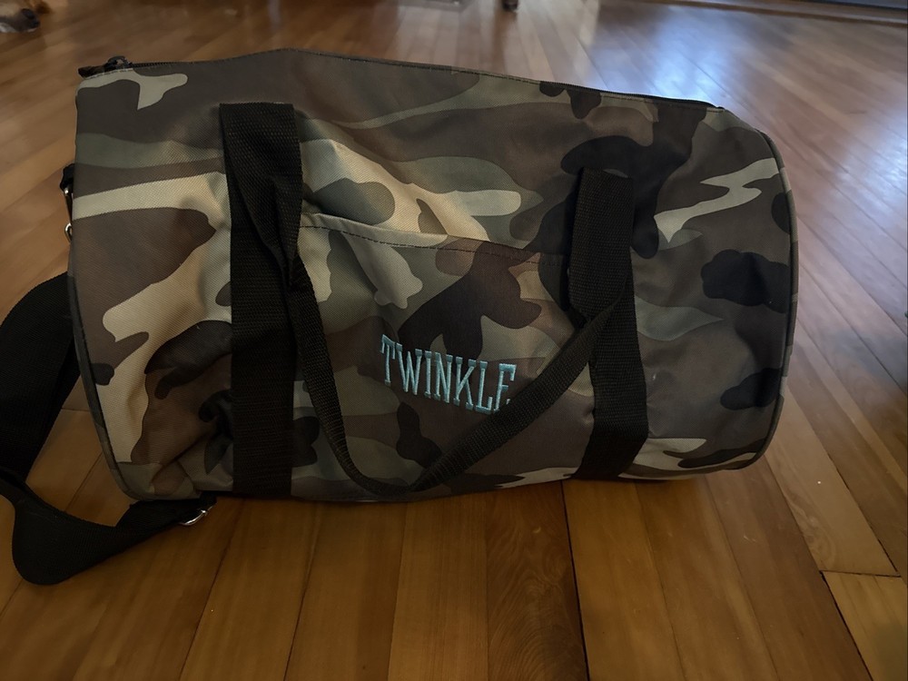 Thirty One Rec Duffle Bag Camo Embroidered