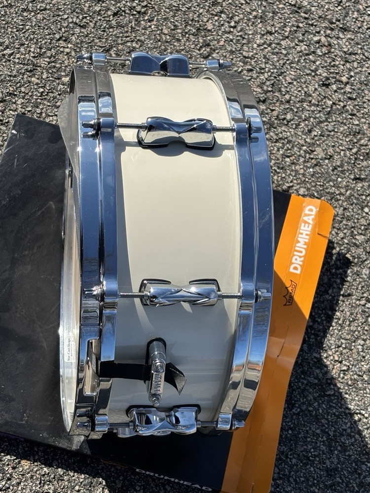 TAMA SUPERSTAR 14” White Snare DRUM