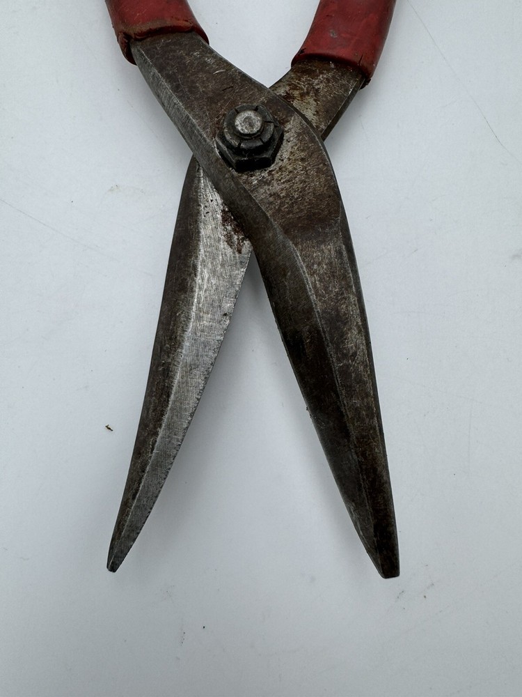 Vintage Master Mechanic Professional Straight Tin Snips Red Handle