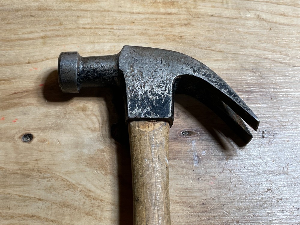 Vintage Plumb 7 Oz. Claw Hammer