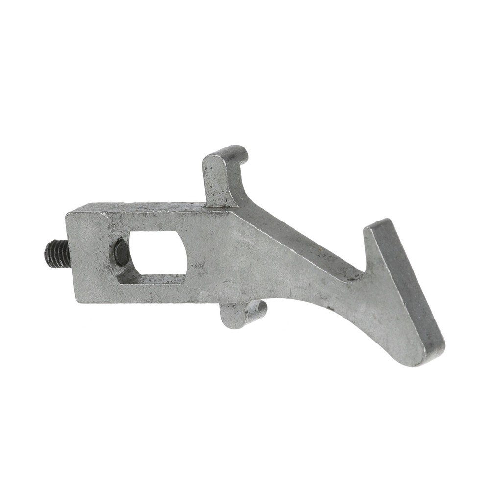 Mavrik Latch, Door