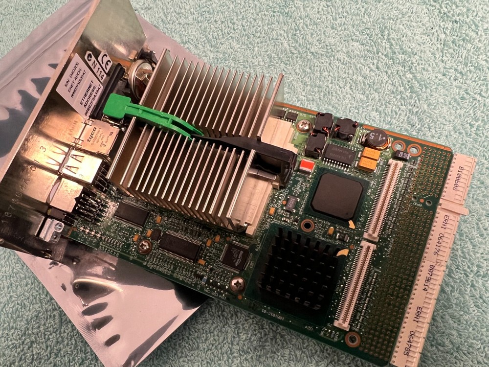 NATIONAL INSTRUMENTS NI PXI-8174 Embedded Controller Computer 20GB HDD