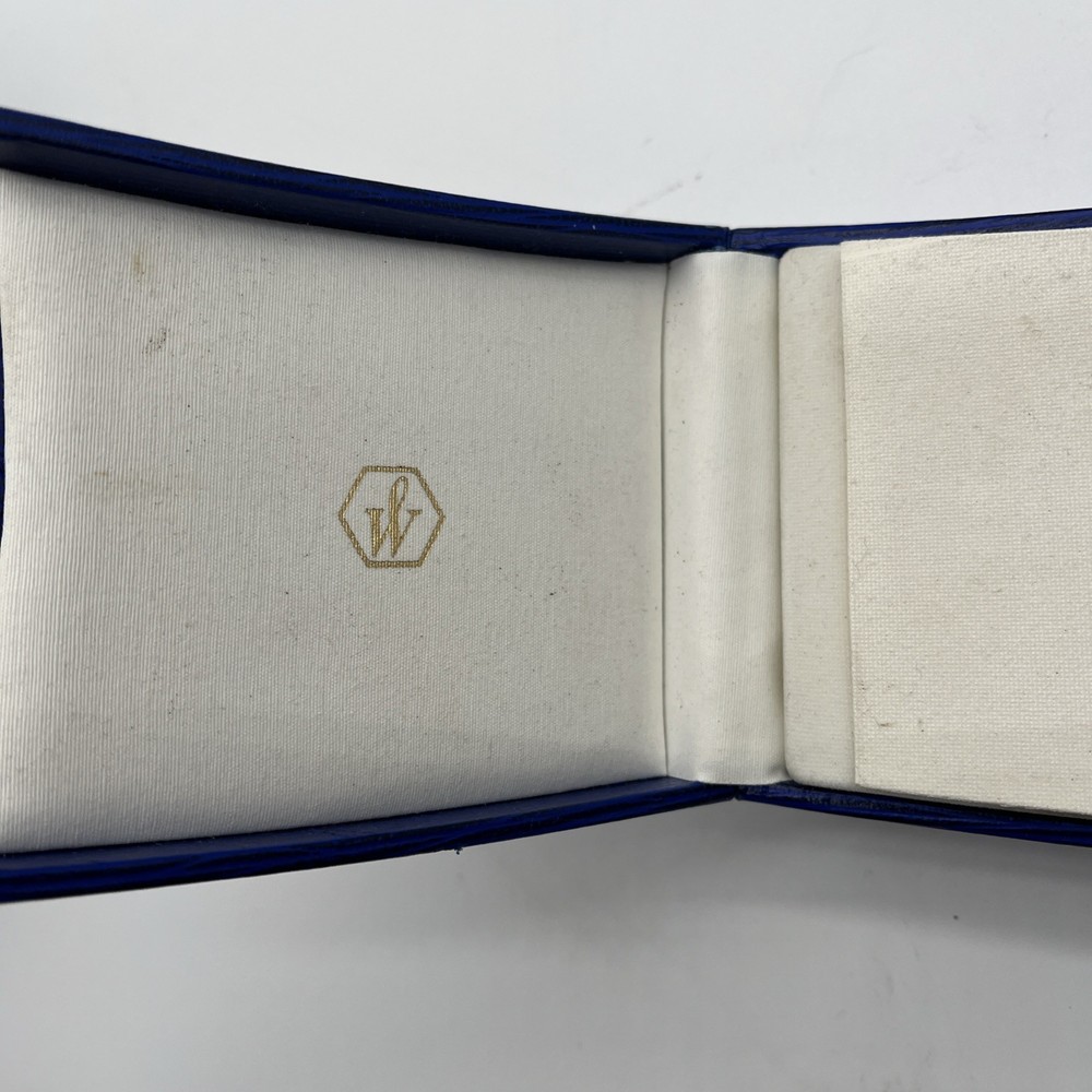 Waterman Sérénitè Case (NO PEN!!). Includes Two Roller Ball Refills. Case Only