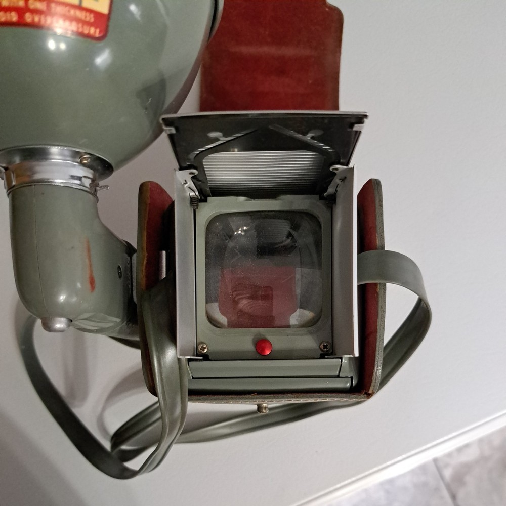 Vintage Anscoflex II Camera with flash and cover.