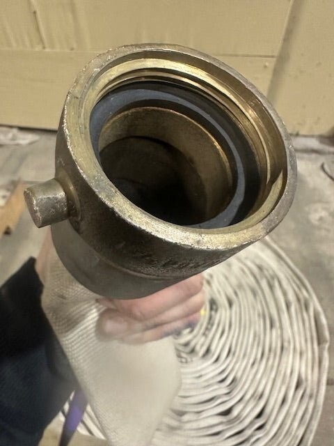 "UNDERWRITER" RUBBER LINED FIRE HOSE 1 1/2"