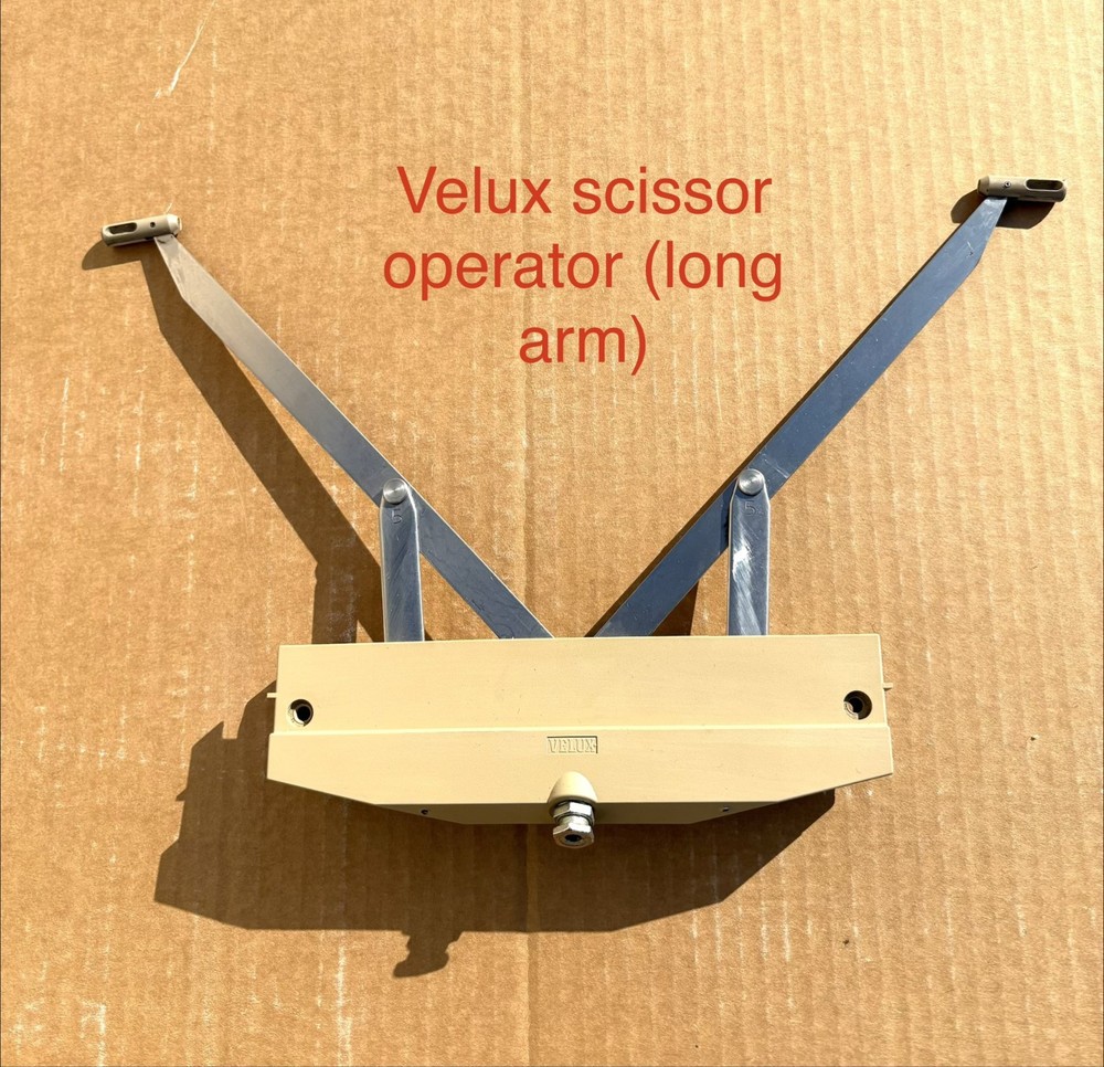 Velux skylight manual scissor operator (long arm)
