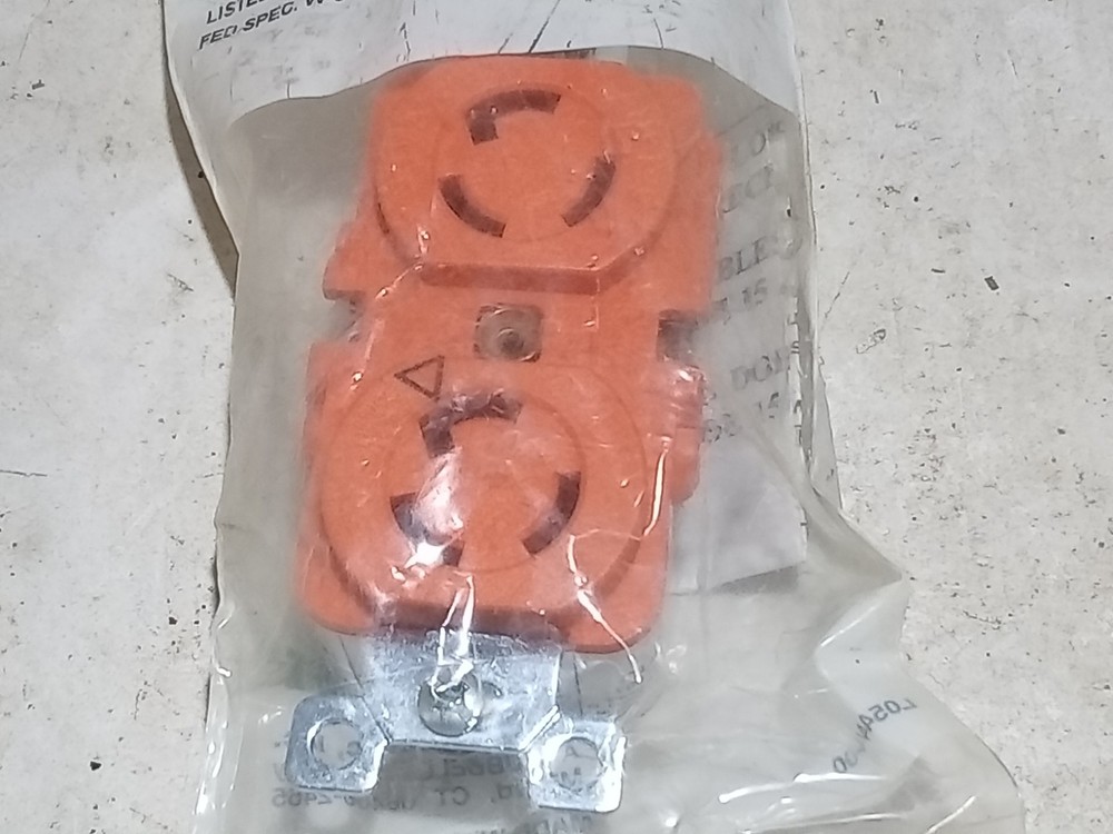 Bryan Twist Lock Duplex Receptacle 4700DRIG (L7A)