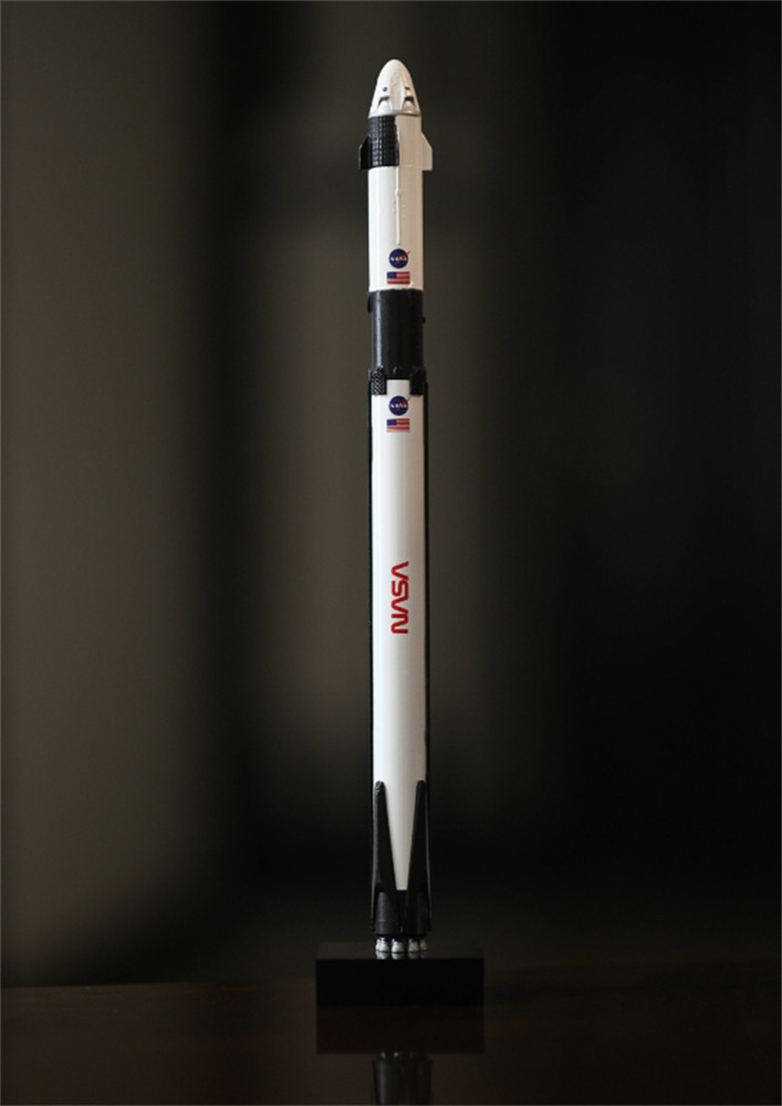 SpaceX Falcon 9 - Crew Dragon Rocket 1:233 Model Static Model Statue Scale Gift