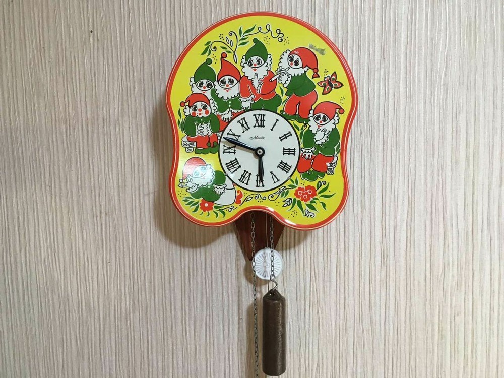 Vintage Clock Soviet Mechanical Clock Working Soviet CLOCK  Soviet Wall Clock