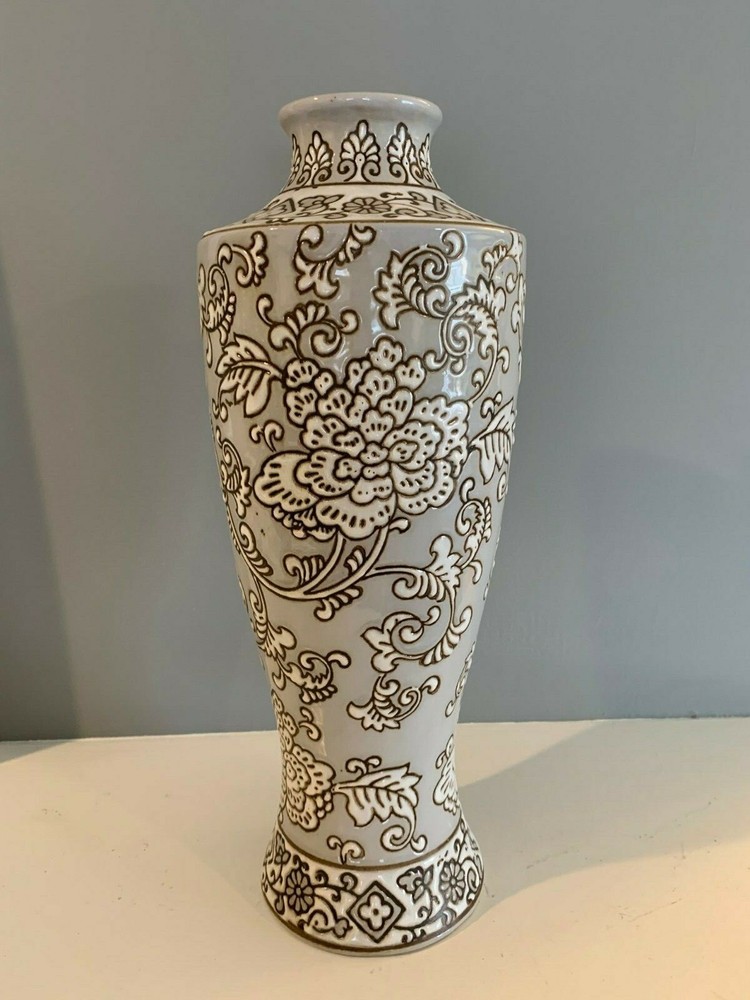 17" TALL BROCADE TAPESTRY GINGER VASE