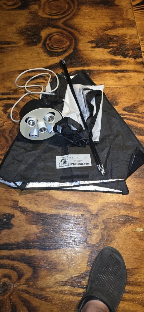 ePhotoInc 2-CFL Softbox Continuous Lighting Kit, 4-Bulb, AC Powered