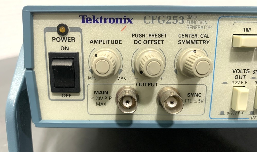 Tektronix CFG253 3MHZ Function Generator Tested