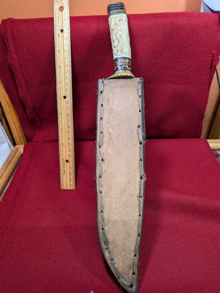 Knife Unique Fine Carved Handle