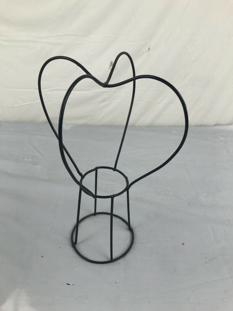 3D heart wire floral form craft decor