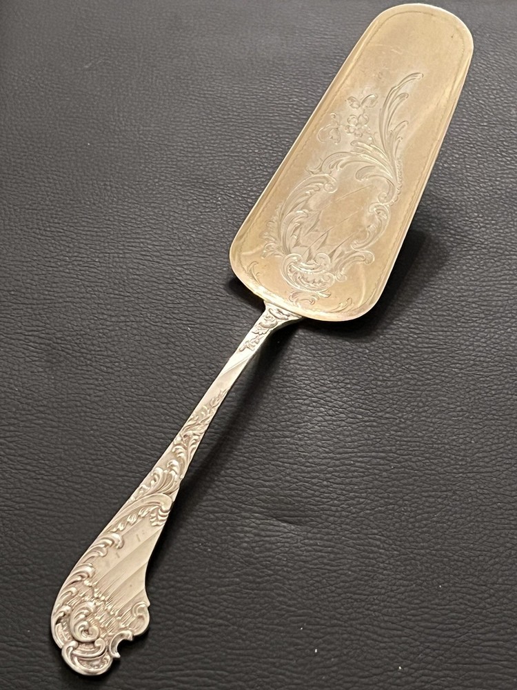 Antique 800 Silver Etched & Raised Design Pie Cake Server Gilt Front Germany 10”