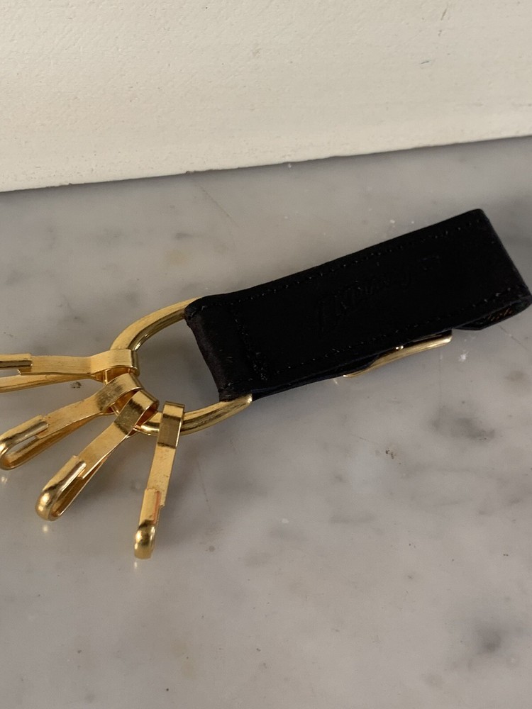 INDIAN JONES BLACK LEATHER KEYCHAIN New