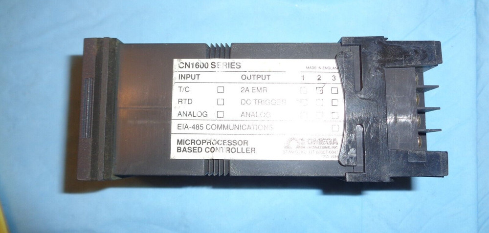 Omega Model CN1600 Temperature / Process Controller