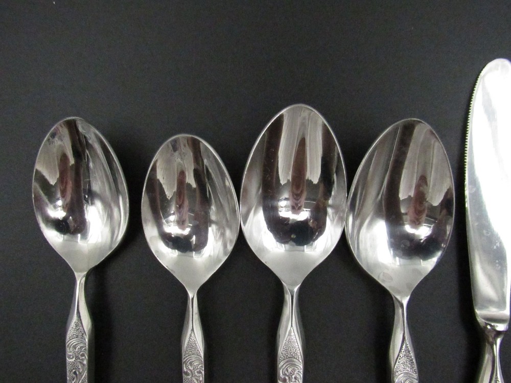 Winthrop Japan Stainless Flatware Set 6 Pcs Spoons Knives Ornate Scroll Pattern