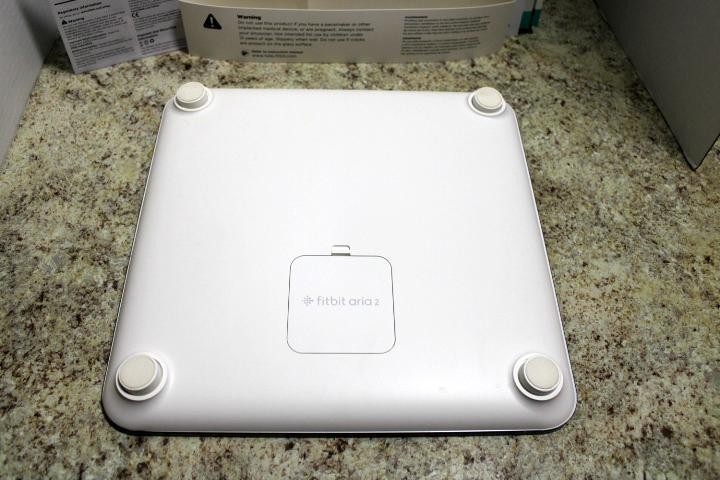 PRE-OWNED EUC Fitbit Aria 2 Wi-fi Smart Scale WHITE FB202