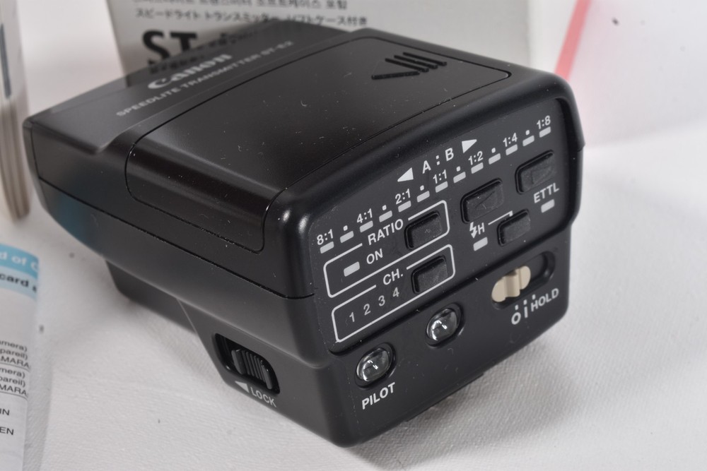 Canon ST-E2 Speedlite Transmitter (NEW OPEN BOX) w/Case