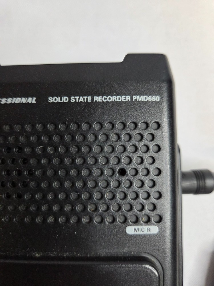 Marantz Professional PMD660 Handheld Solid State Recorder